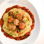Scallops with Gouda Grits
